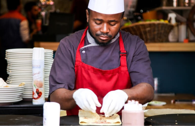 Top 10 Cooking Tips & Tricks From Our Chief Chef B7273946 Desi Bp Image1